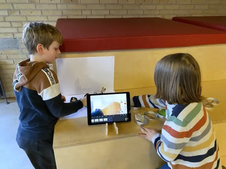 Eleverne producerer en egen film på skolen