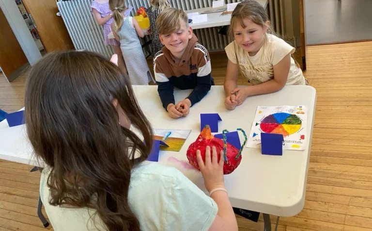 Flittige elever på skolen